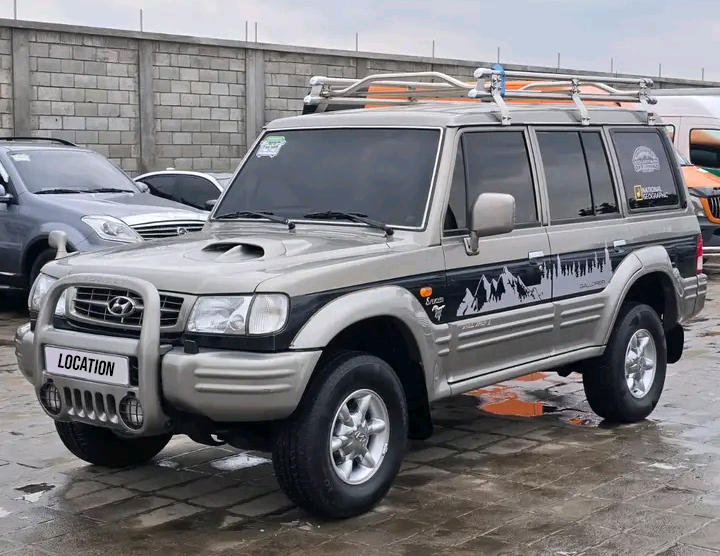 Hyundai Galloper - location voiture Antananarivo Madagascar